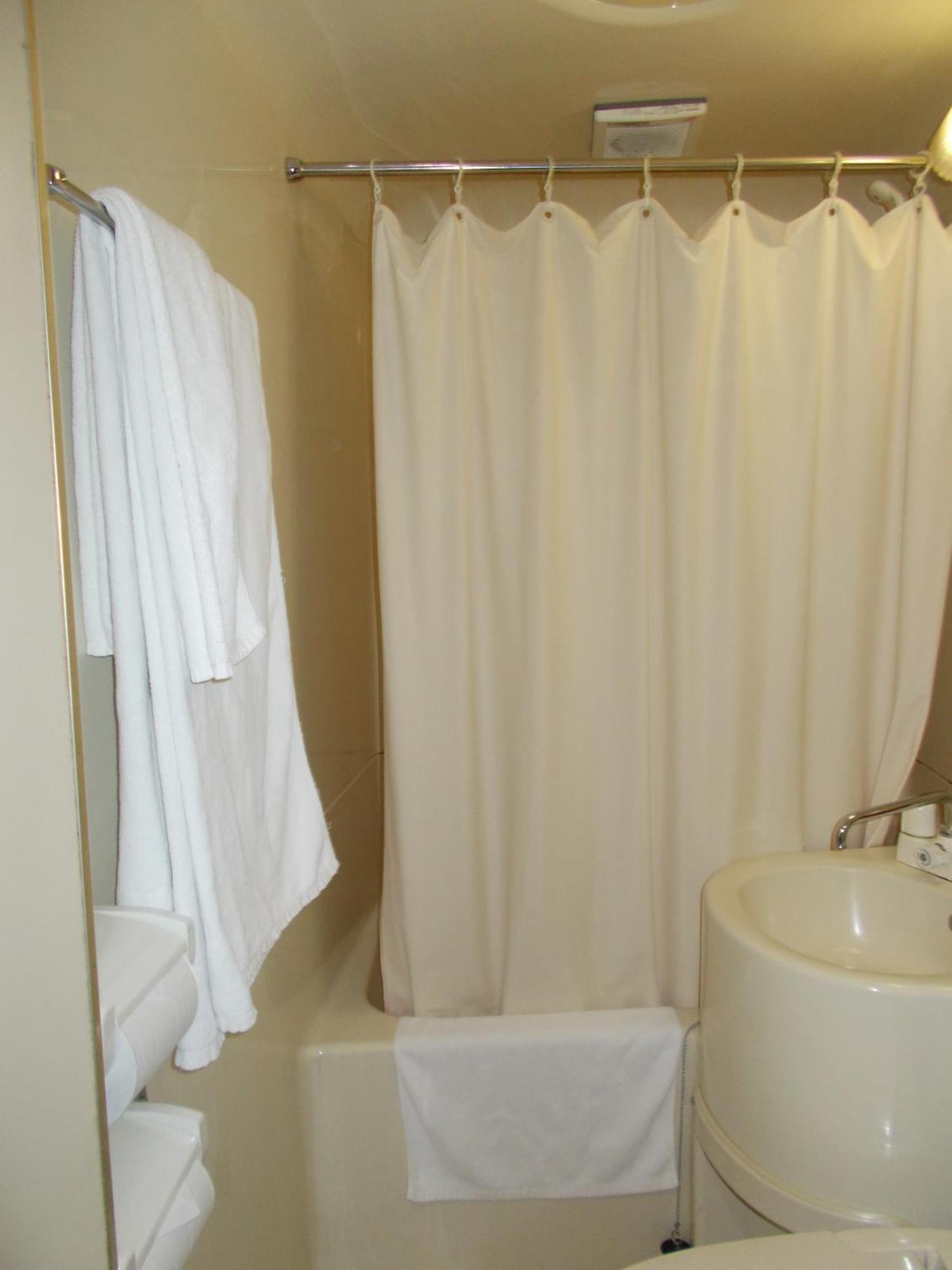 Hotel Matsuyama Hills Bagian luar foto