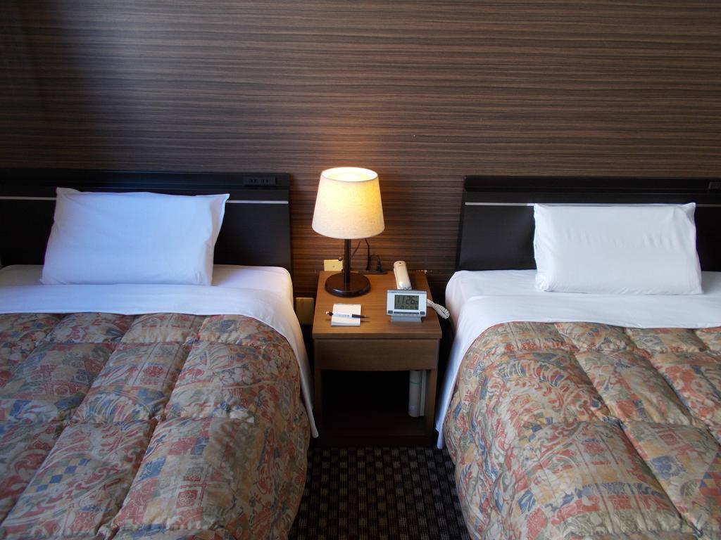 Hotel Matsuyama Hills Bagian luar foto