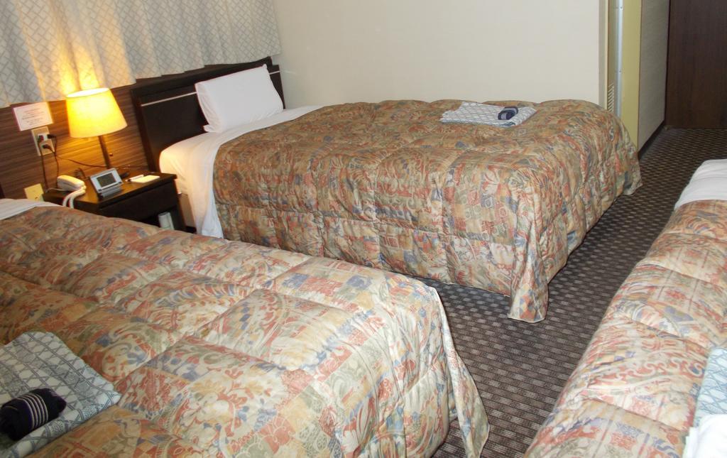 Hotel Matsuyama Hills Bagian luar foto